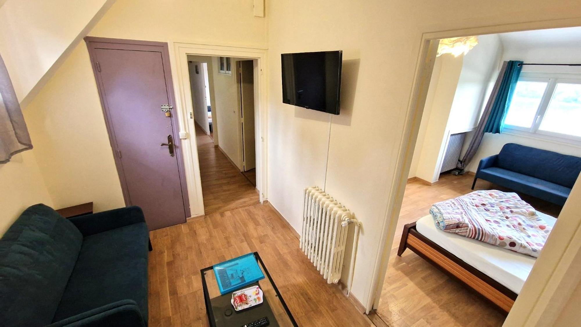 Appart 4 Chambres Parking Voitures Velos 10Min Blois Exterior photo